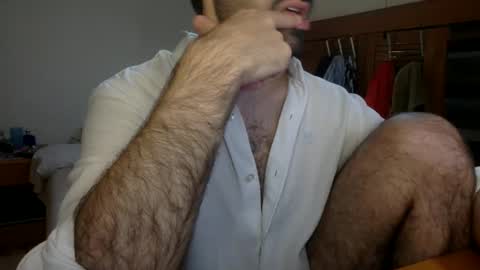 Tom A.    online show from 09-20-25, 04:08