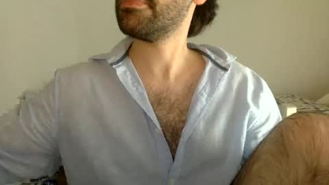 Tom A.    online show from 06-25-26, 02:32