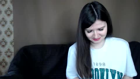 Snapshot of babykaten chatting on 11-09-25, 06:44 babykaten online show from 11-09-25, 06:44