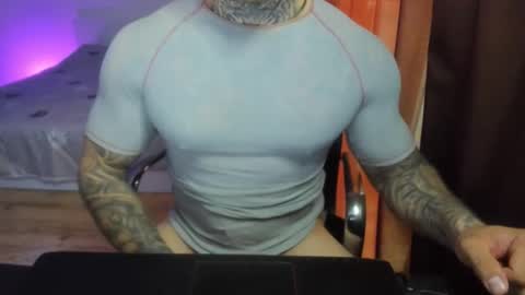 Snapshot of babylewisss chatting on 06-10-26, 03:11 Amil online show from 06-10-26, 03:11