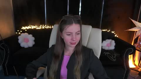 Lady Vi online show from 04-21-26, 01:06