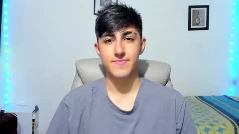 Snapshot of babymaik chatting on 10-30-25, 08:42 babymaik online show from 10-30-25, 08:42