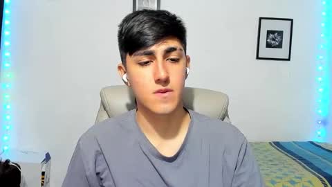 Snapshot of babymaik chatting on 11-01-25, 05:26 babymaik online show from 11-01-25, 05:26