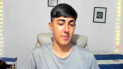 Snapshot of babymaik chatting on 11-16-25, 05:13 babymaik online show from 11-16-25, 05:13