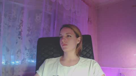 Sonya online show from 01-25-25, 03:40