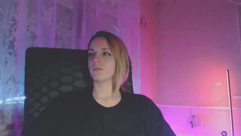 Sonya online show from 02-02-25, 03:43