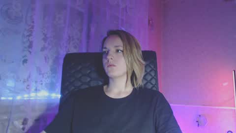Sonya online show from 02-04-25, 02:39
