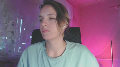 Sonya online show from 10-11-25, 05:17