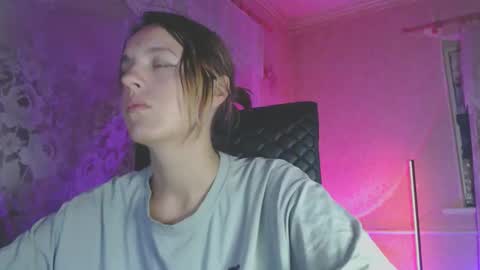 Sonya online show from 10-11-25, 05:44