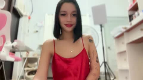 Snapshot of babynexy69 chatting on 11-15-25, 03:59 Nexie online show from 11-15-25, 03:59