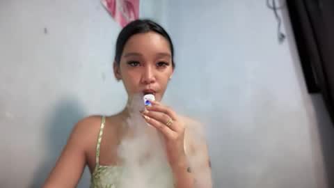 Snapshot of babynexy69 chatting on 11-18-25, 03:34 Nexie online show from 11-18-25, 03:34