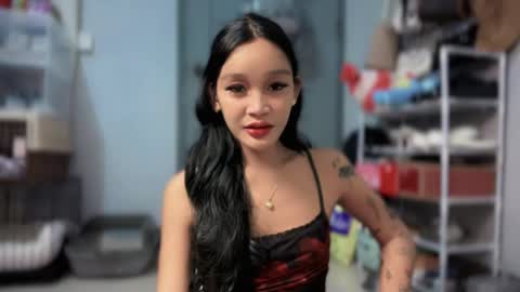 Snapshot of babynexy69 chatting on 11-18-25, 04:55 Nexie online show from 11-18-25, 04:55