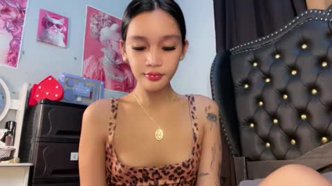 Snapshot of babynexy69 chatting on 11-28-25, 12:57 Nexie online show from 11-28-25, 12:57