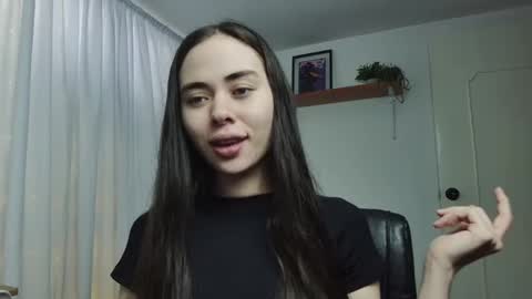 Talia online show from 02-14-25, 10:36