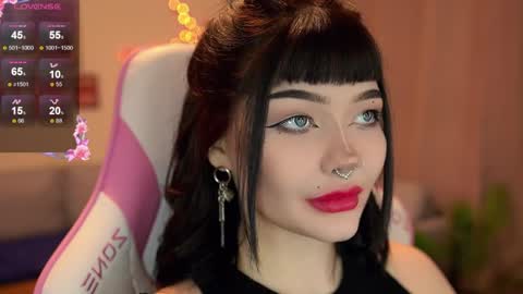 Snapshot of babyroxynill chatting on 05-05-26, 09:56 Nika online show from 05-05-26, 09:56