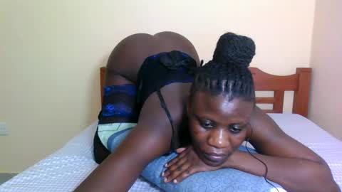 Snapshot of babyrozillah chatting on 08-09-26, 06:57 PRISCILLAH online show from 08-09-26, 06:57