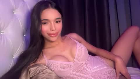 Snapshot of babysabrinaxx chatting on 05-18-26, 03:35 babysabrinaxx online show from 05-18-26, 03:35