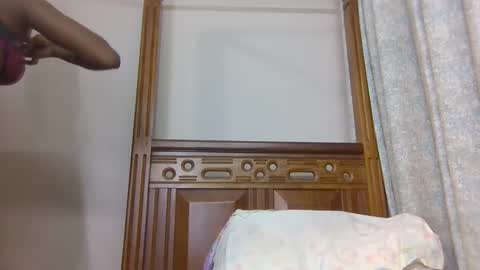 babytylerr online show from 11-16-25, 06:02