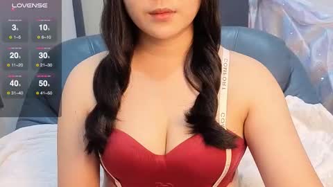 Snapshot of babyunicorn998 chatting on 02-26-26, 02:05 Baby Unicorn online show from 02-26-26, 02:05