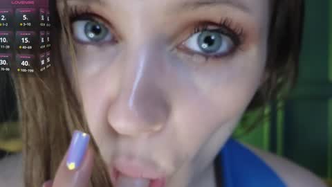 Chloe online show from 01-01-25, 03:24