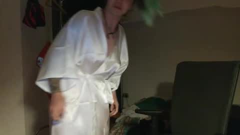 Honey online show from 04-14-26, 03:12