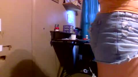 Badbitch520 online show from 04-28-26, 09:53