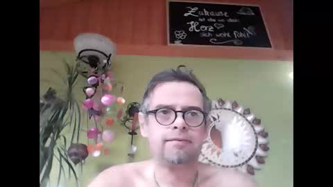 Snapshot of badboy2406 chatting on 02-13-25, 08:48 badboy2406 online show from 02-13-25, 08:48