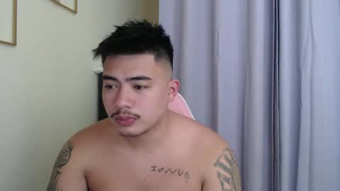 Snapshot of badboy_hanns chatting on 10-05-25, 03:38 HANNS online show from 10-05-25, 03:38