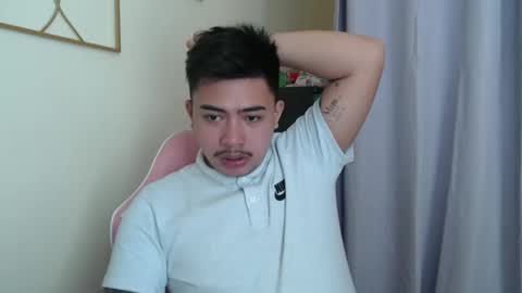 Snapshot of badboy_hanns chatting on 10-17-25, 05:32 HANNS online show from 10-17-25, 05:32