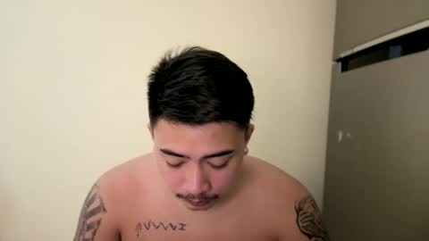 Snapshot of badboy_hanns chatting on 10-21-25, 01:39 HANNS online show from 10-21-25, 01:39