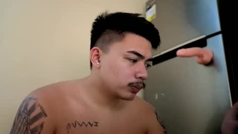 Snapshot of badboy_hanns chatting on 10-22-25, 03:40 HANNS online show from 10-22-25, 03:40