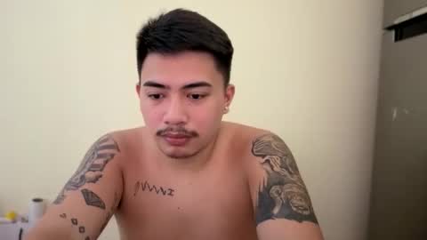 Snapshot of badboy_hanns chatting on 10-24-25, 07:05 HANNS online show from 10-24-25, 07:05