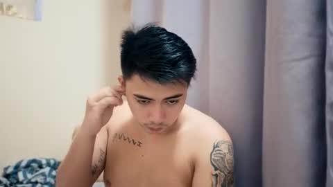 Snapshot of badboy_hanns chatting on 10-28-25, 09:46 HANNS online show from 10-28-25, 09:46