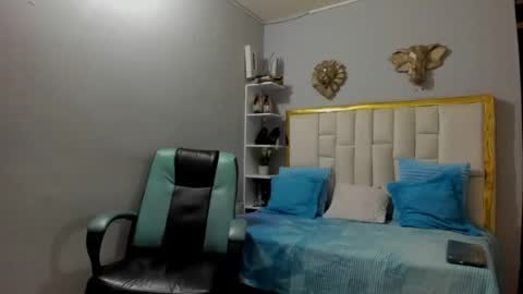 Snapshot of badboyjuan_ chatting on 06-01-26, 11:34 JUAN online show from 06-01-26, 11:34