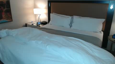 Snapshot of badboyson65 chatting on 02-21-26, 08:48 HotWifeFun32 online show from 02-21-26, 08:48