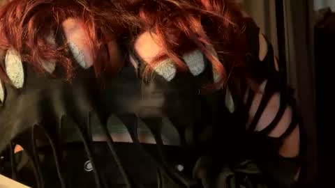 badbunnykira online show from 09-29-25, 07:24