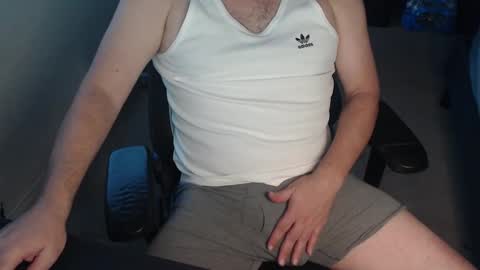 baddaddy77 online show from 09-29-25, 01:11