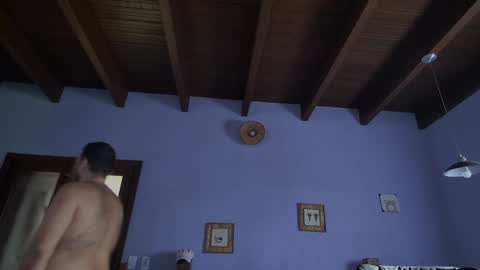 Baddaddybrazil online show from 12-19-24, 08:23