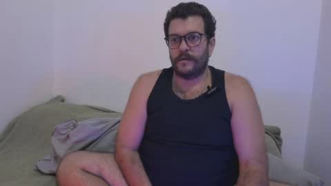Snapshot of baddaddybrasil chatting on 04-19-26, 01:27 Baddaddybrazil online show from 04-19-26, 01:27