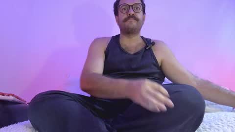 Snapshot of baddaddybrasil chatting on 05-16-26, 11:42 Baddaddybrazil online show from 05-16-26, 11:42