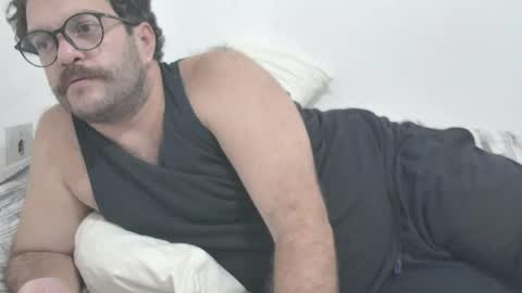 Snapshot of baddaddybrasil chatting on 05-17-26, 12:19 Baddaddybrazil online show from 05-17-26, 12:19