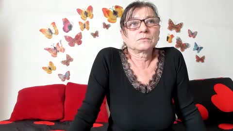 Gina online show from 02-20-25, 01:40