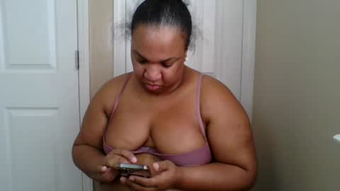 Badgirlbritt your favorite girl  online show from 01-06-26, 05:05