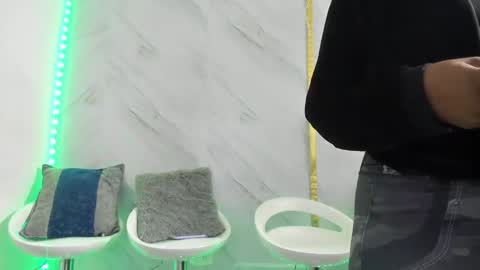 candy and dayan online show from 01-28-25, 11:06