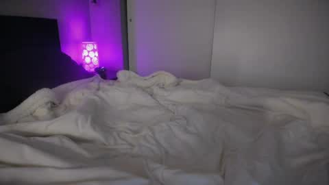 Jade online show from 05-08-26, 03:45
