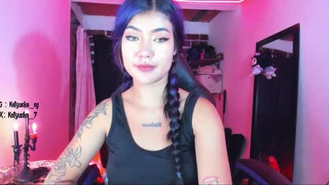 Snapshot of badkatyuska chatting on 12-12-24, 11:36        Please help me to reach 100 thumbs up online show from 12-12-24, 11:36