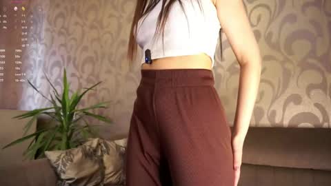 Hello my name is Ariella online show from 05-09-26, 07:02