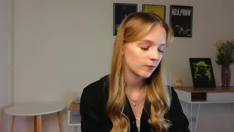Snapshot of baeyoda chatting on 05-21-26, 04:14 Kate online show from 05-21-26, 04:14