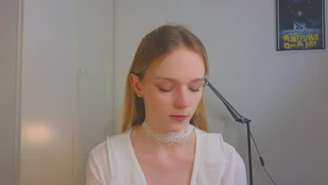 Snapshot of baeyoda chatting on 07-01-26, 04:07 Kate online show from 07-01-26, 04:07