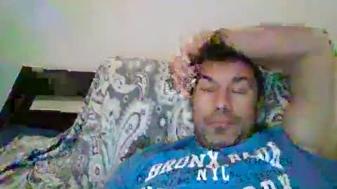 Snapshot of bagio18 chatting on 12-15-24, 02:48 Bagio online show from 12-15-24, 02:48